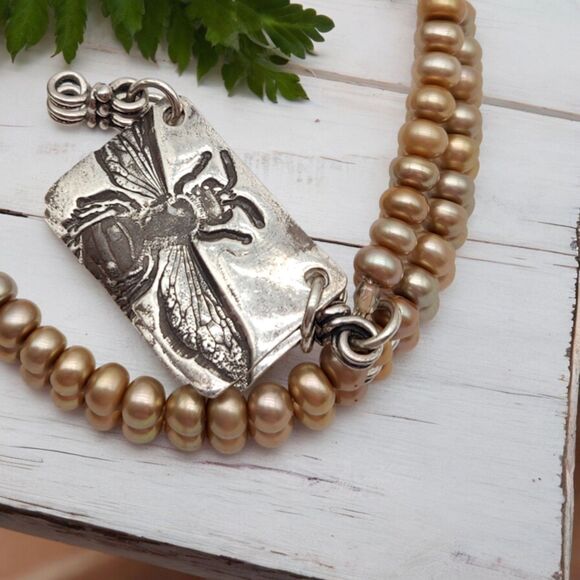 Sterling 925 Honey Bee Necklace 19" Womens Real Iridescent Champagne Pearl RARE - Picture 2 of 7